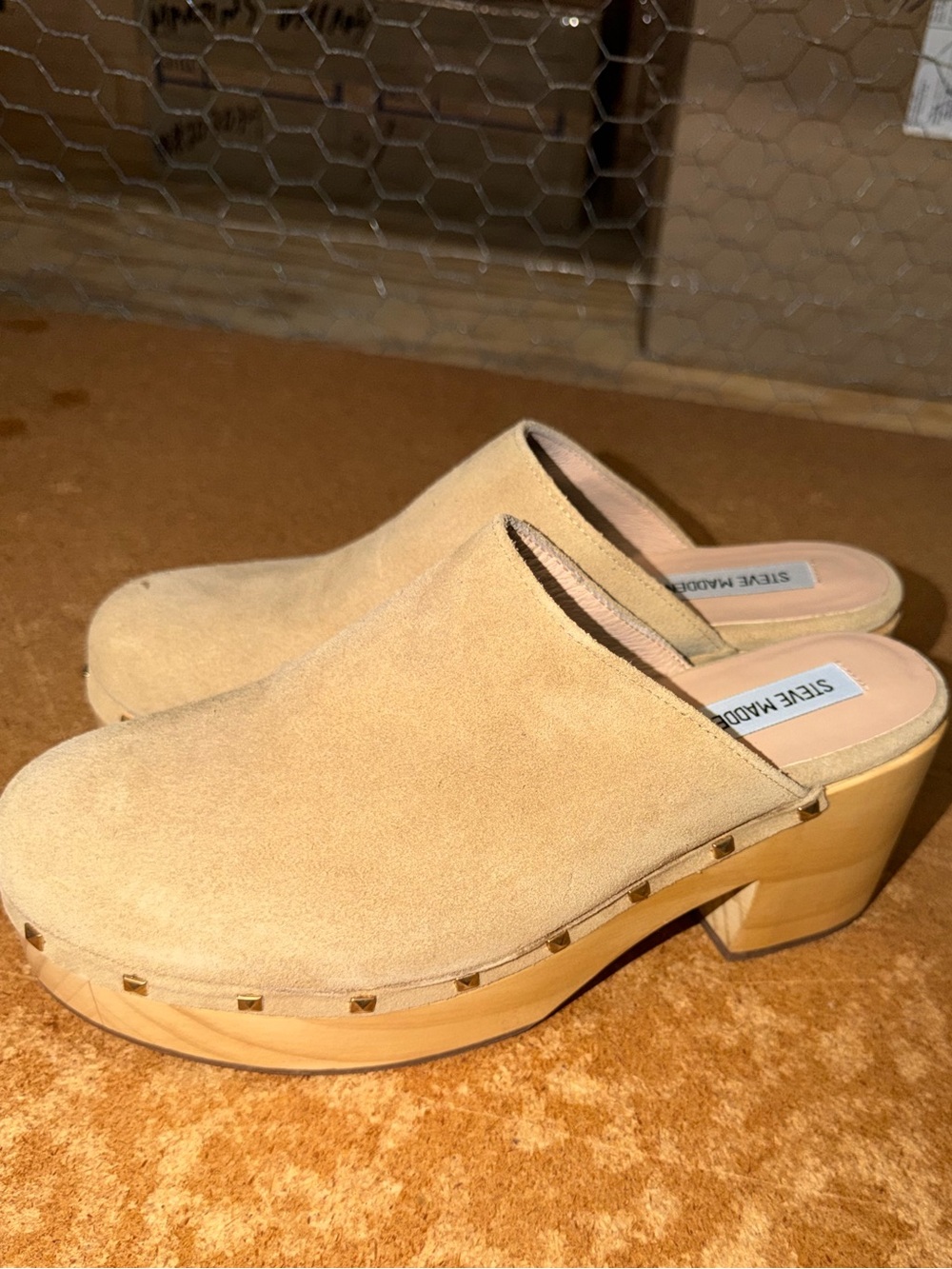 Steve Madden Tan Suede Wood-Platform Clogs